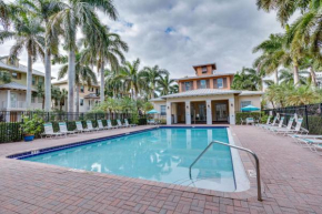 Pet-Friendly Studio 6 Mi to Jupiter Beach Park!